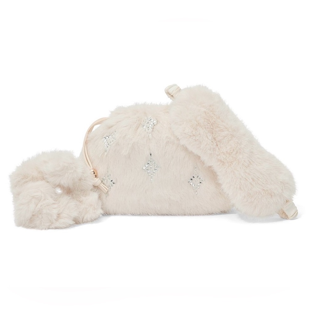 VICTORIA’S SECRET Luxe Plush 3-Piece Travel Accessories Gift Set.